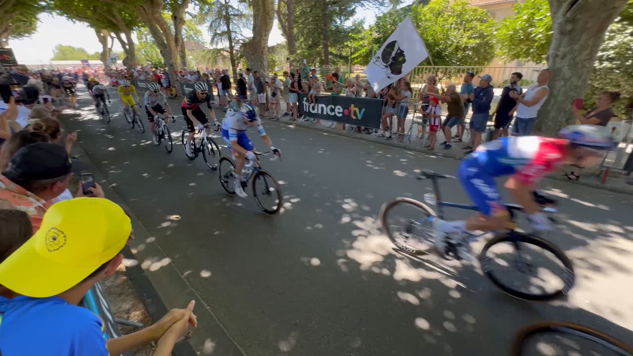 Beeld uit Le Tour – Mont Ventoux